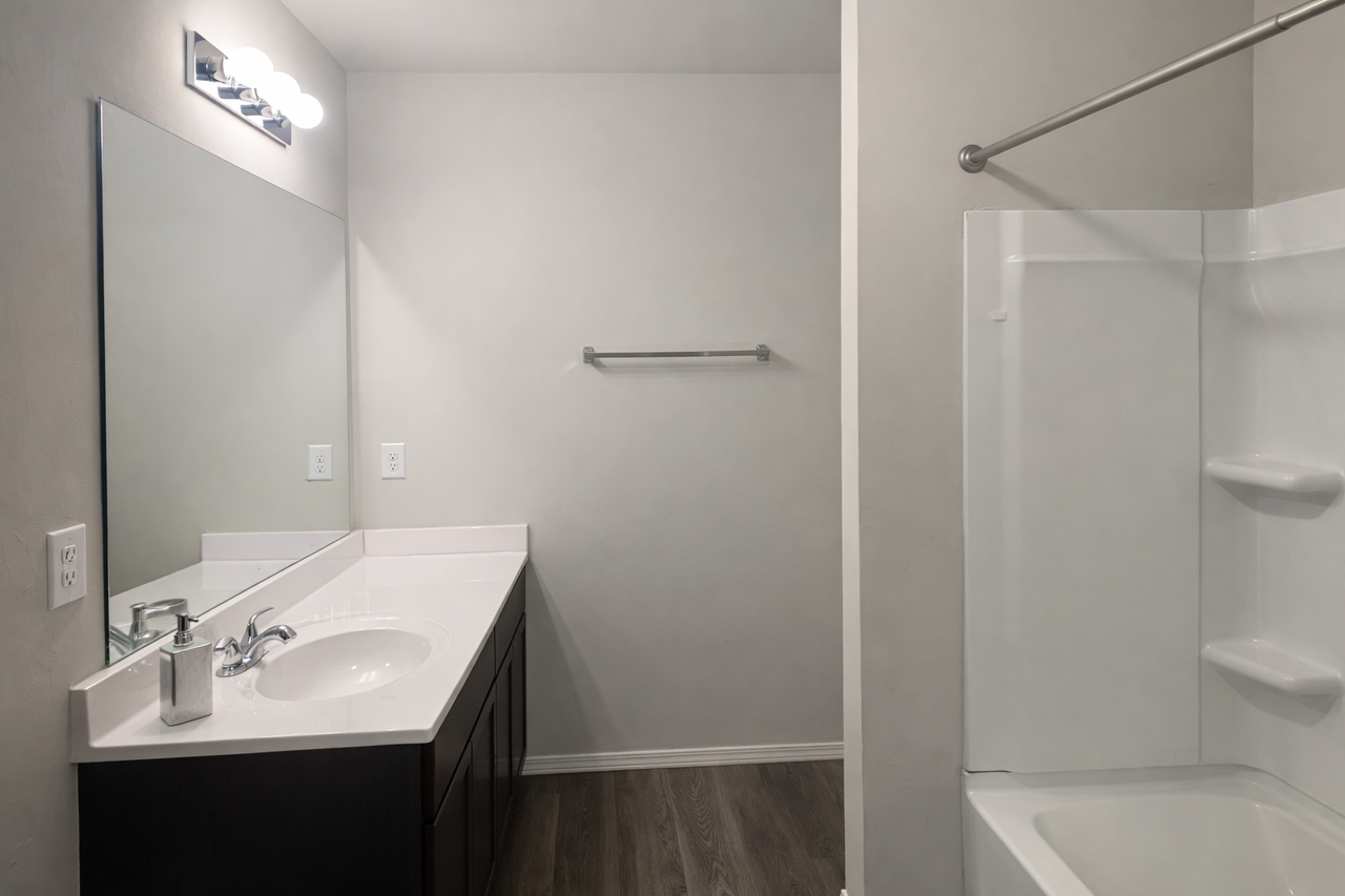 1308 Isabella Dr #1 - Photo 7 of 10