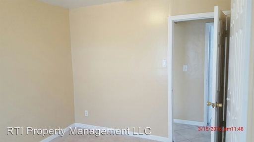 832 Cherry Rd - Photo 2 of 13