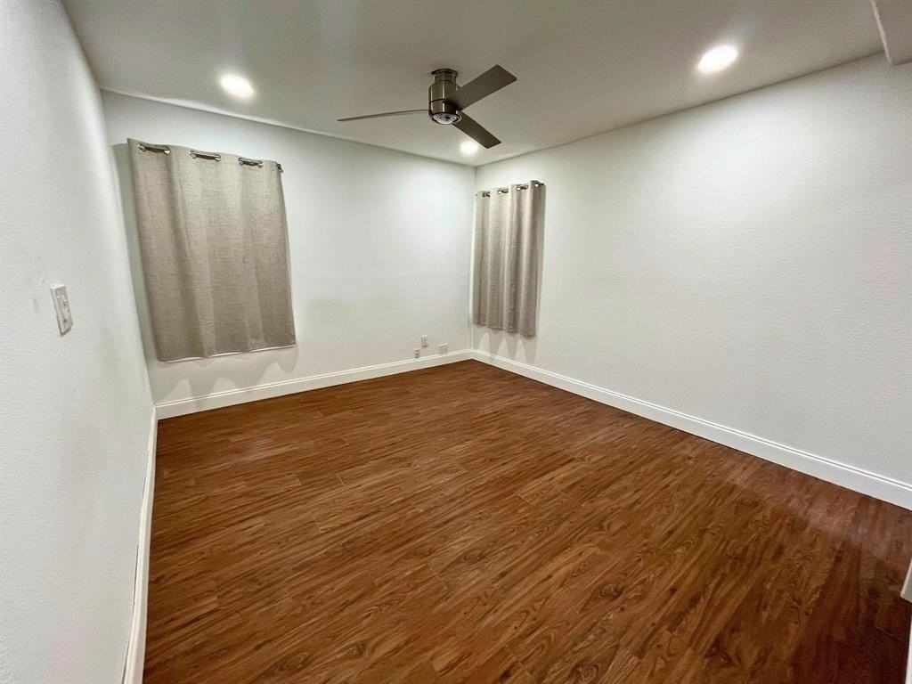 217 Adrian Dr - Photo 6 of 16