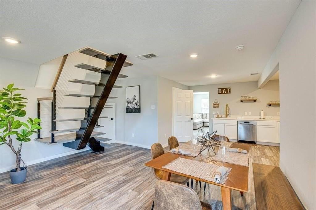 5248 Sam Houston Dr - Photo 5 of 25