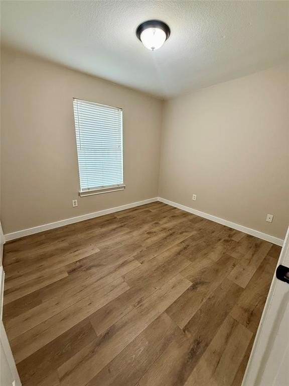 1102 Hamilton St - Photo 5 of 19