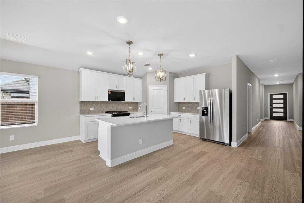 2705 Grand Teton Dr - Photo 2 of 30