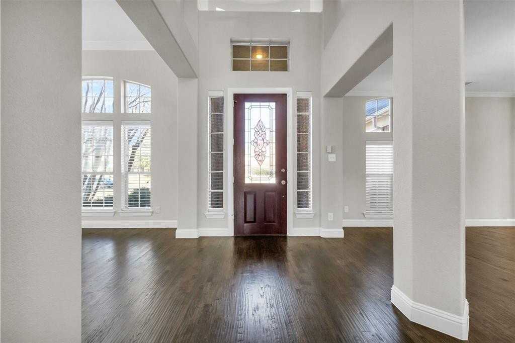 3520 Bahama Dr - Photo 2 of 38