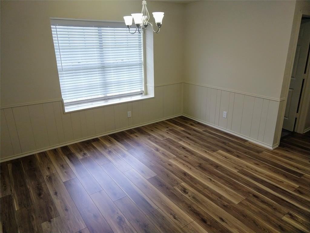 3615 Ceran Dr - Photo 6 of 26