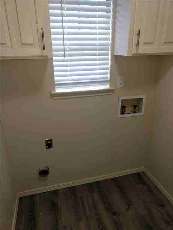 3615 Ceran Dr - Photo 7 of 26