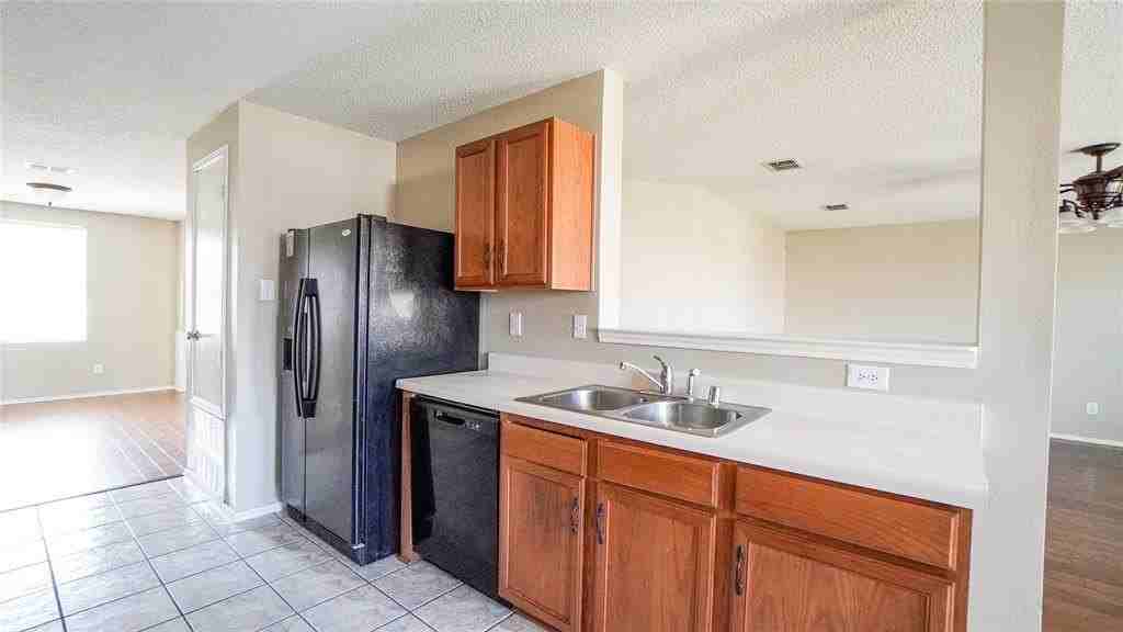 3022 Dusty Ridge Dr - Photo 7 of 21