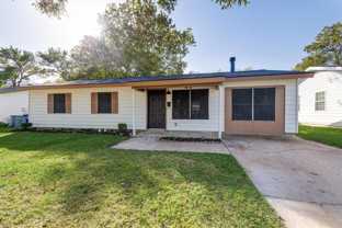 811 Denton Dr - Photo 1 of 1