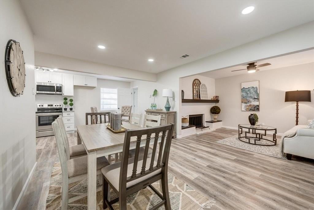 811 Denton Dr - Photo 3 of 29