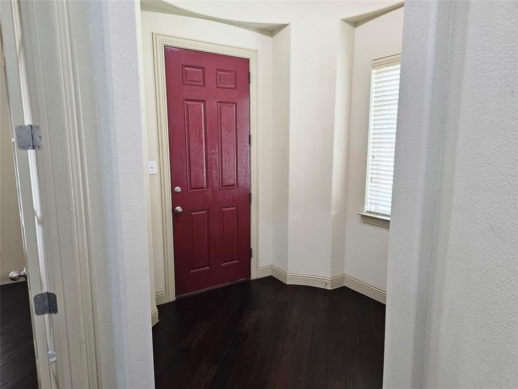 4012 Eaton Park Dr - Photo 3 of 23