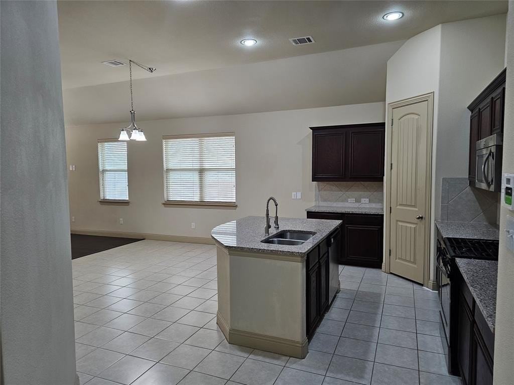 4012 Eaton Park Dr - Photo 7 of 23