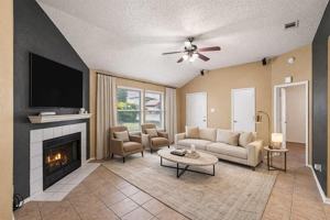 featured image of 4316 Elliott Oaks Dr