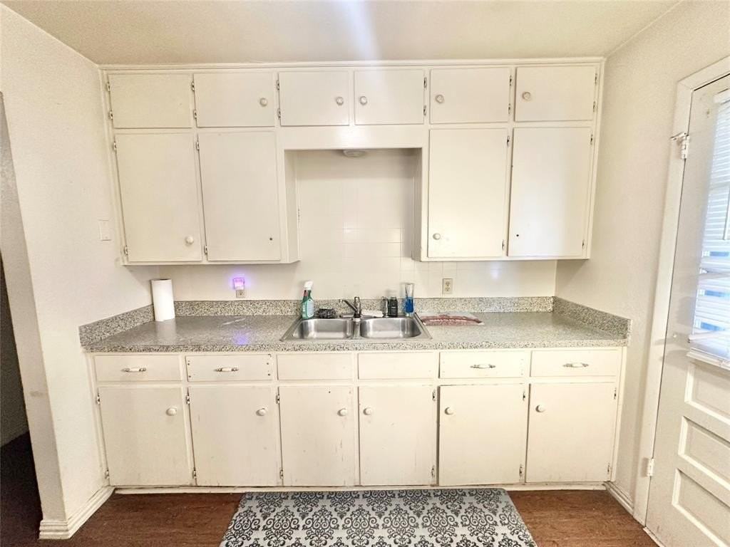 915 N 7th St - Photo 5 of 14