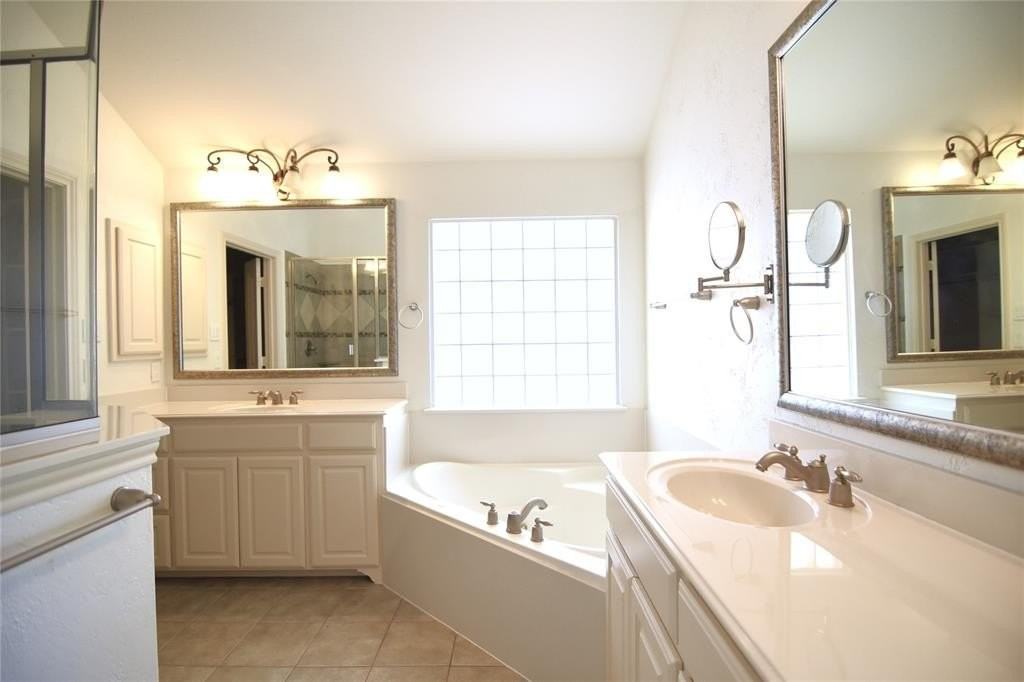 6419 San Saba - Photo 4 of 10