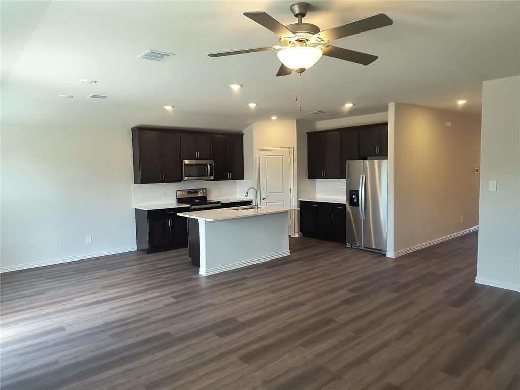 125 Lost Creek Trl - Photo 6 of 17