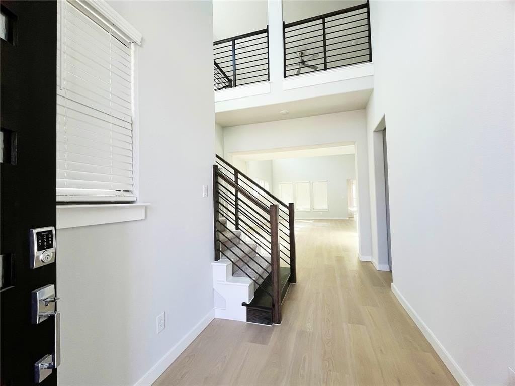 3425 Teasdale Dr - Photo 6 of 35