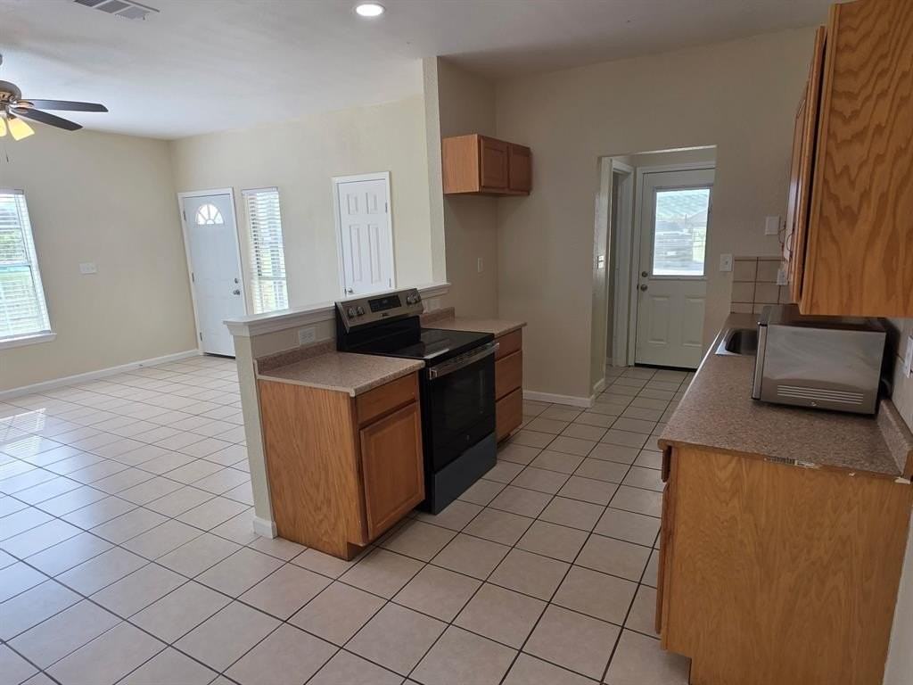 9616 Swafford Rd - Photo 6 of 19