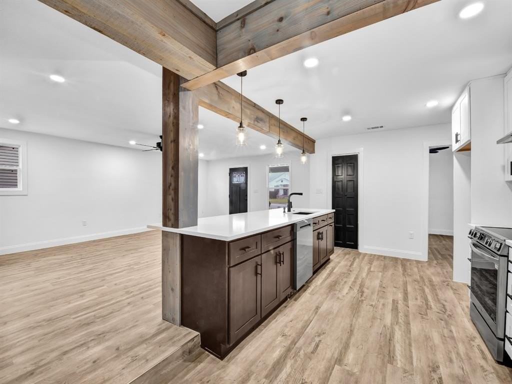 9101 Oels St - Photo 7 of 33