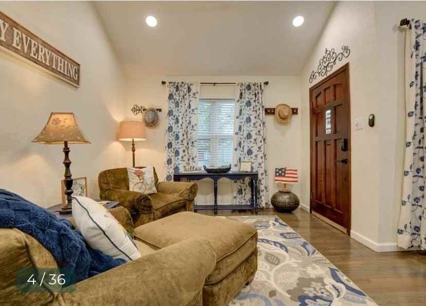 520 W Bluff St - Photo 5 of 34