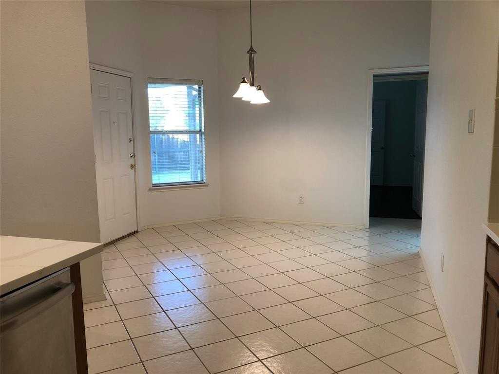 1532 Ector Dr - Photo 6 of 20