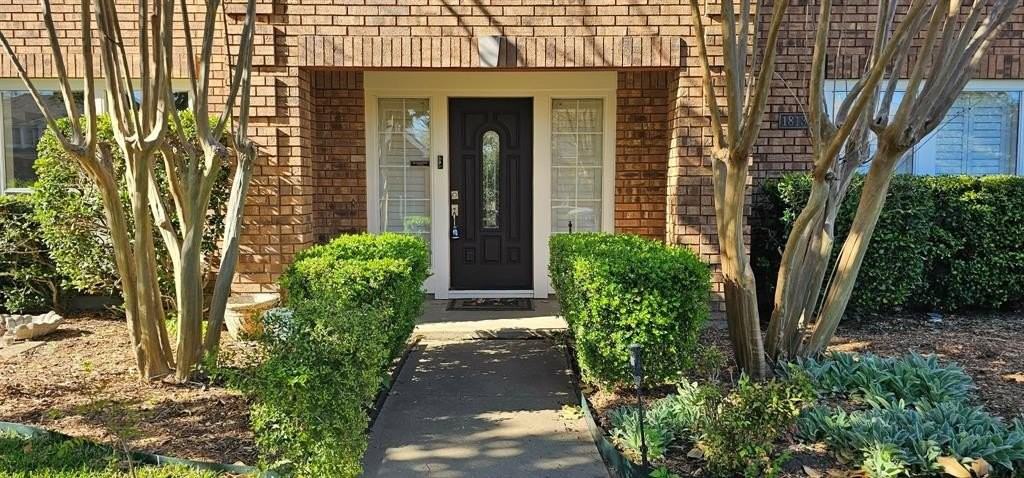 1813 Weanne Dr - Photo 3 of 34