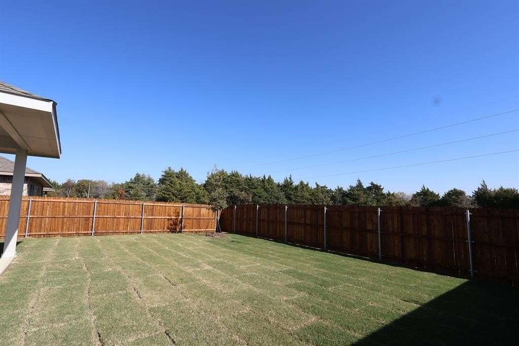 1291 Okeechobee Dr - Photo 6 of 25