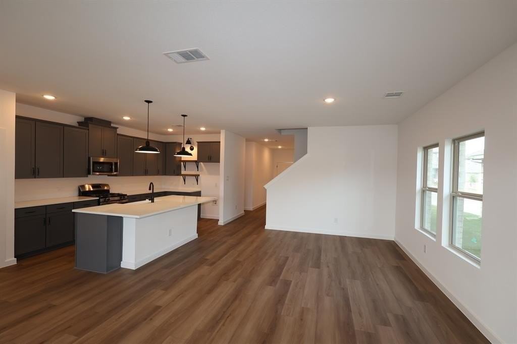 1291 Okeechobee Dr - Photo 7 of 25