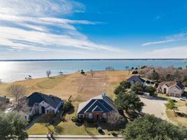 featured image of 947 Sunset Hill Dr