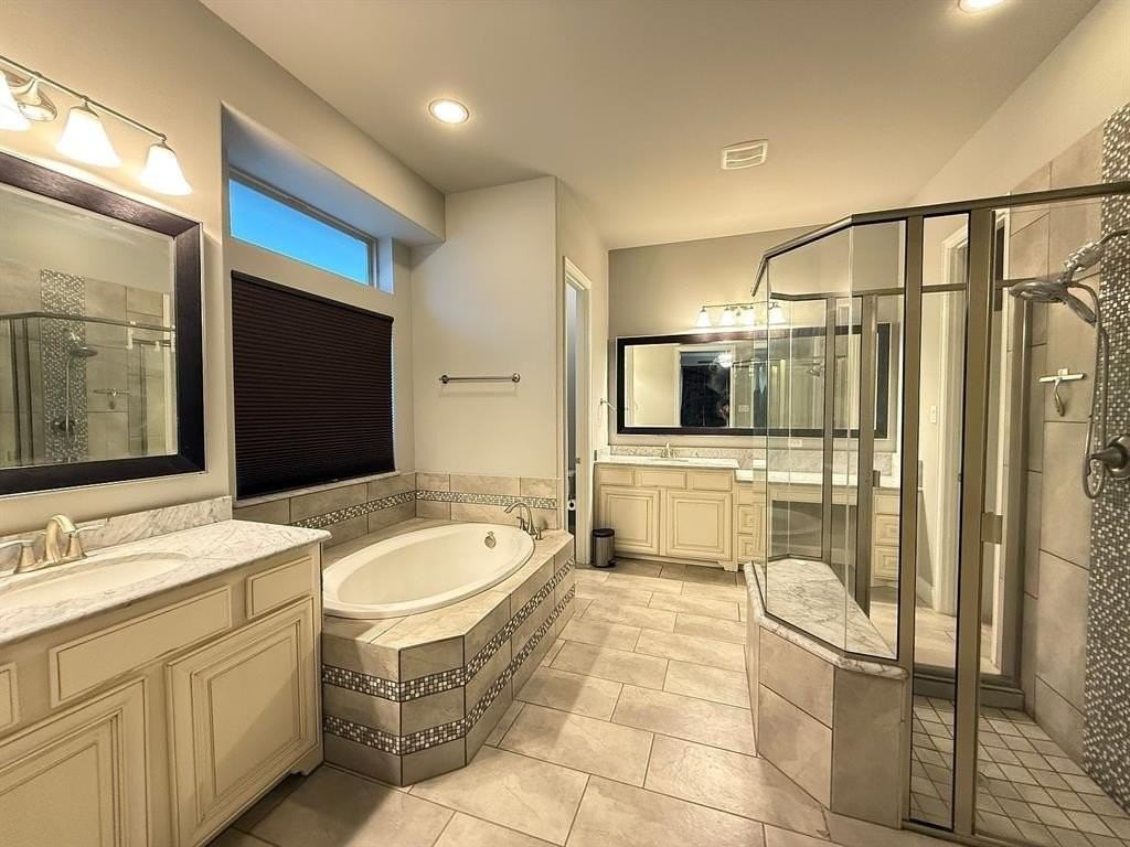 1610 Singing Water Dr - Photo 7 of 17