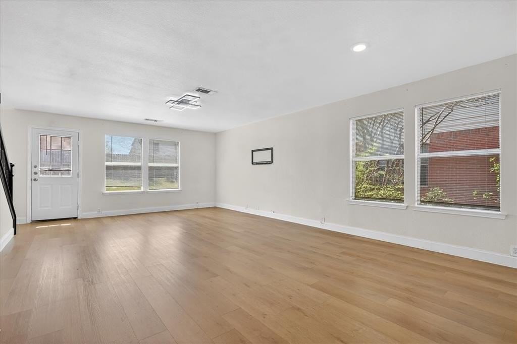 9108 Tumbleweed Dr - Photo 6 of 17