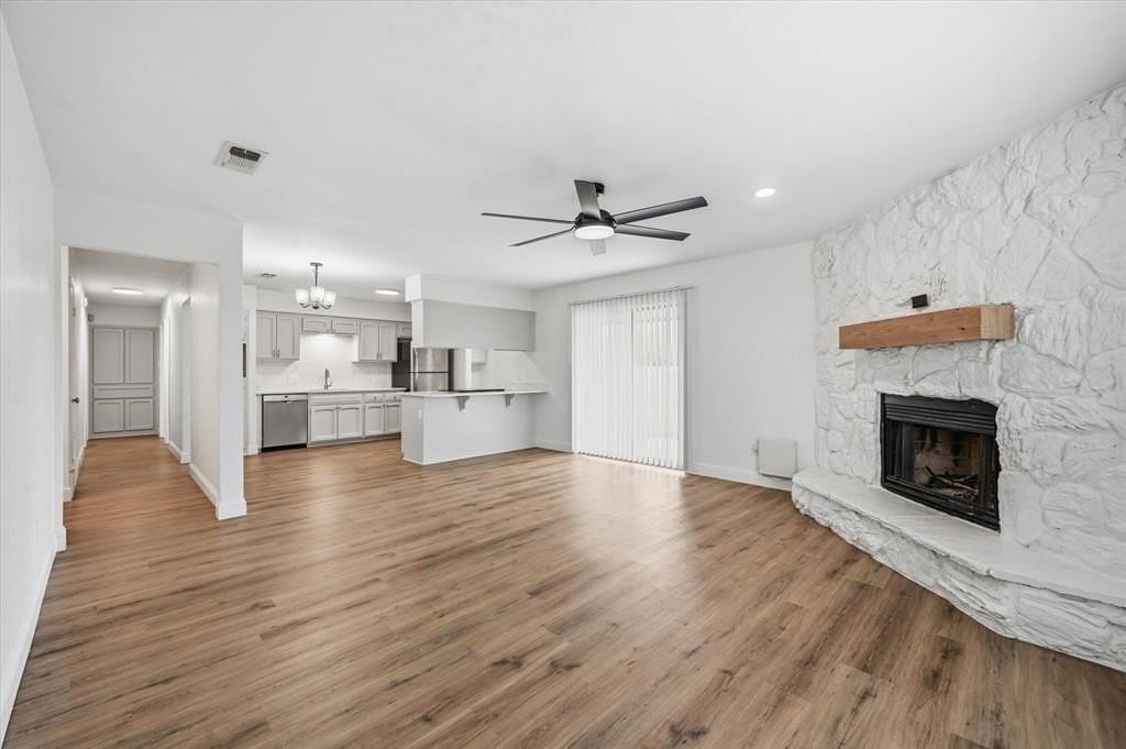 7529 Meadowlark Ln N - Photo 6 of 26