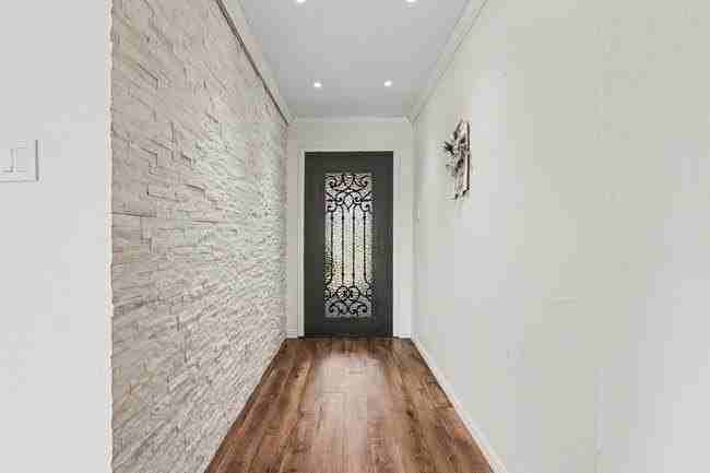 2710 Gold Hill Dr - Photo 2 of 19