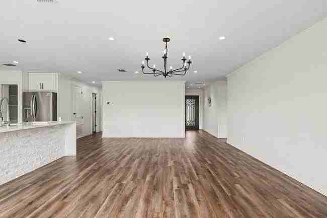 2710 Gold Hill Dr - Photo 4 of 19