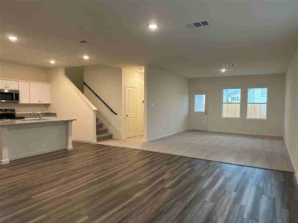 129 Three Chimneys Ln - Photo 3 of 22