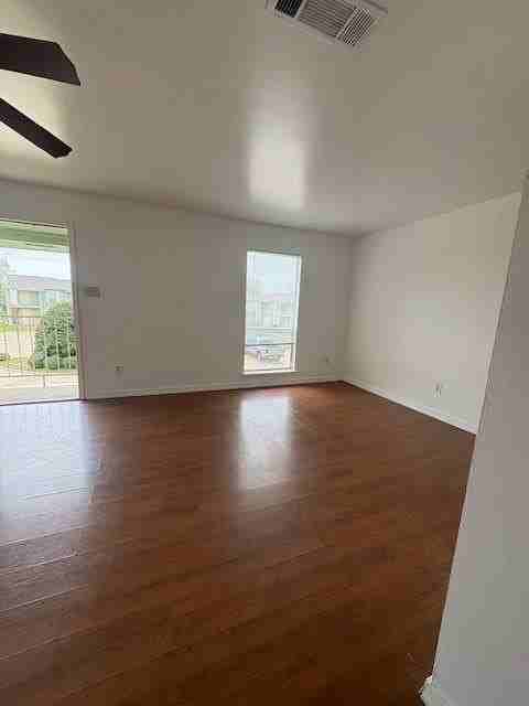 5705 E Texas St - Photo 3 of 23