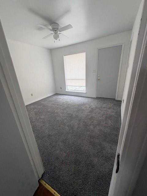 5705 E Texas St - Photo 7 of 23