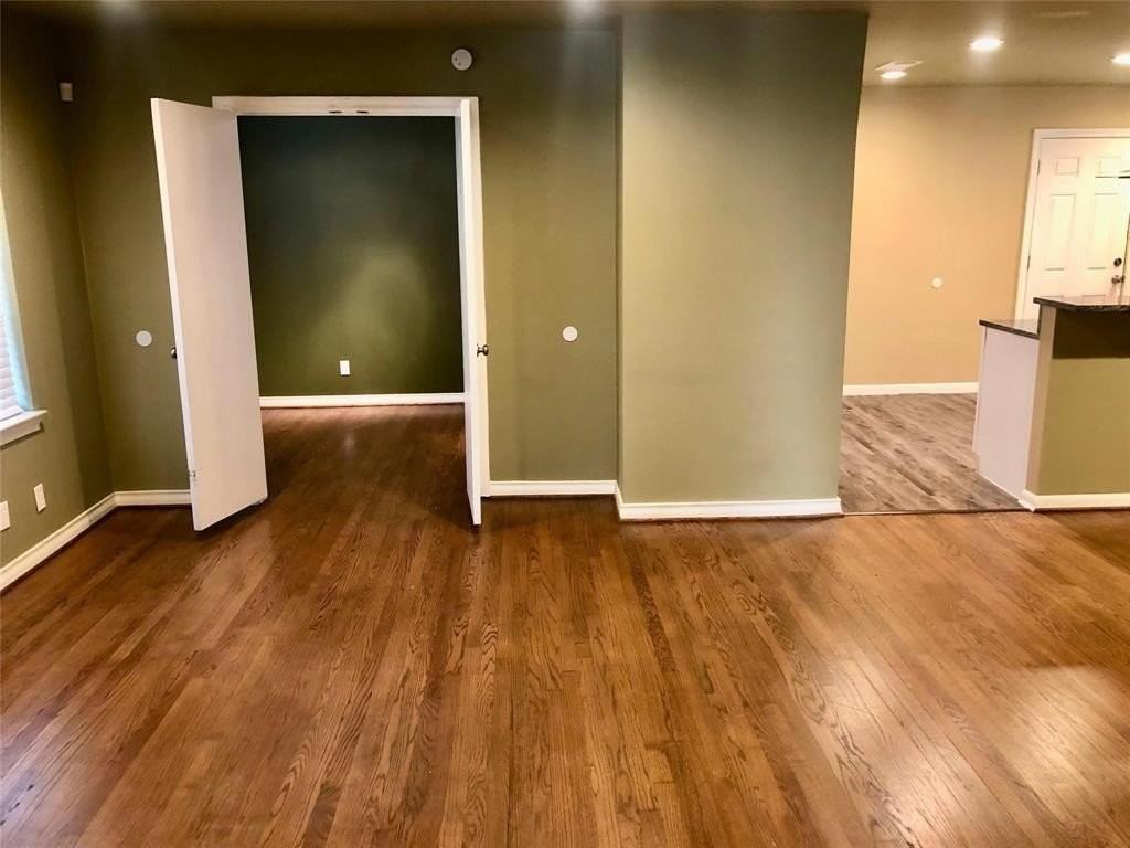 2425 Materhorn Dr - Photo 3 of 14