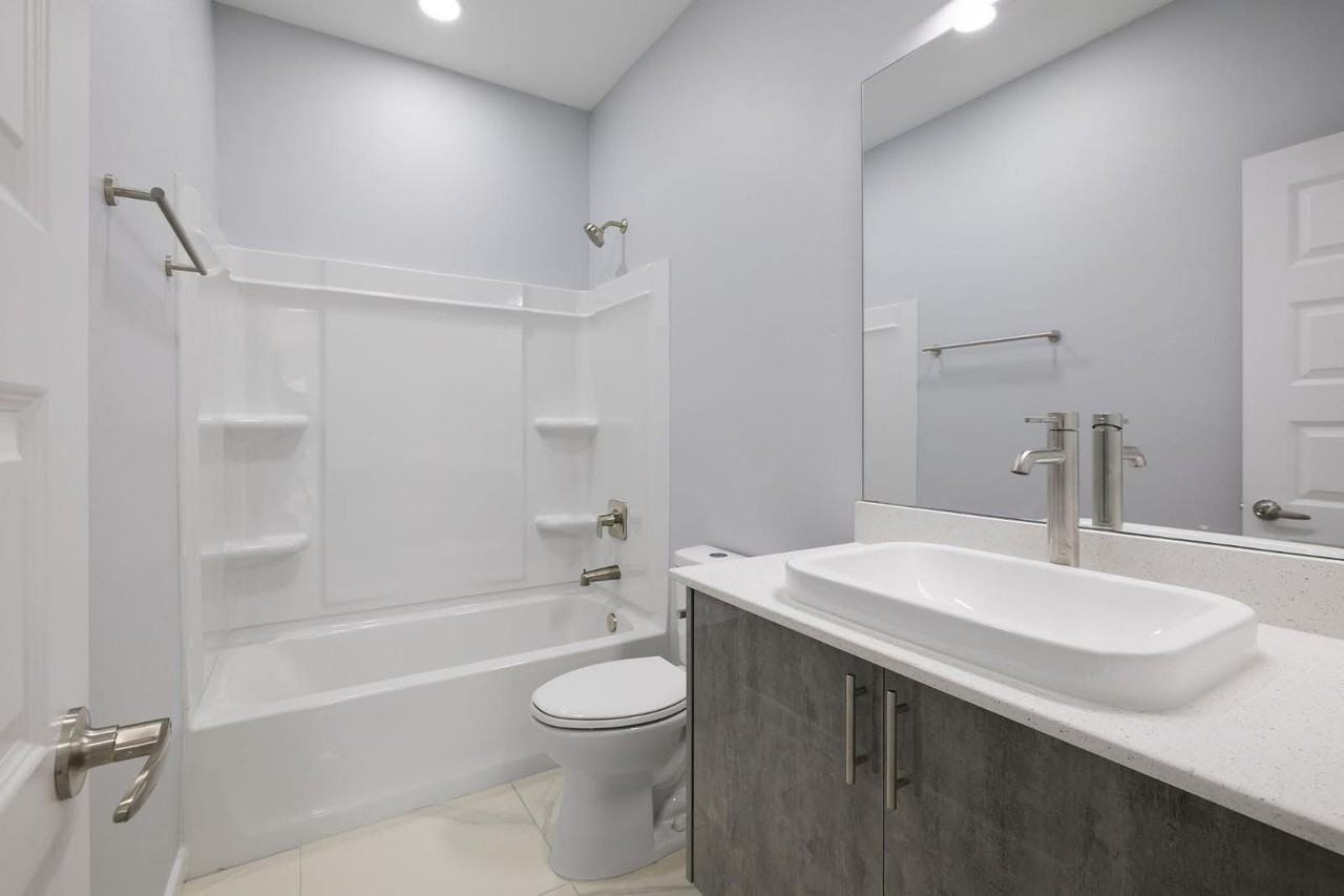 PH AD L-27-2 #2 - Photo 6 of 9