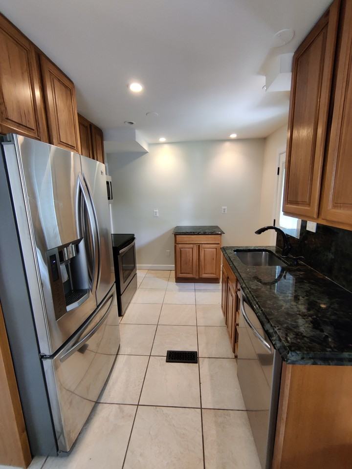 5942 Williamsburg Rd #1 - Photo 4 of 13