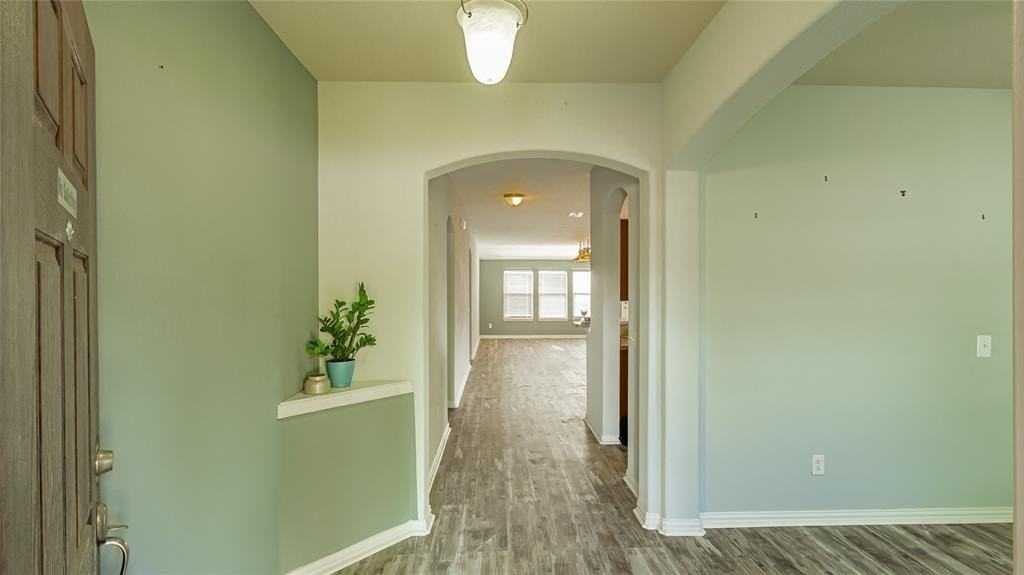 704 Cedar Cove Dr - Photo 5 of 38