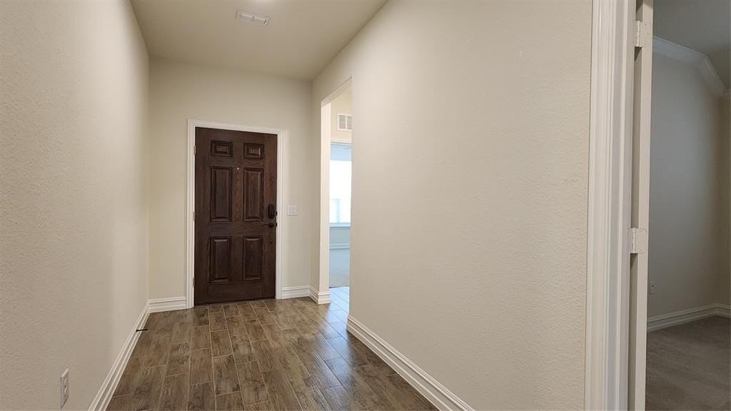 3621 Brahman Ct - Photo 2 of 30