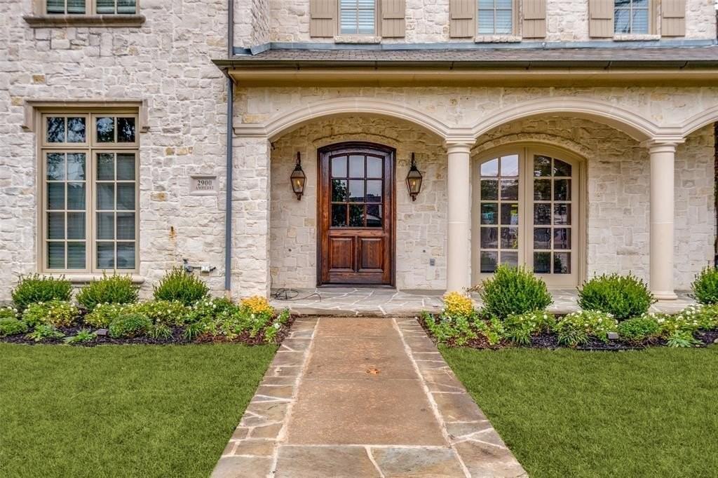 2900 Amherst Ave - Photo 6 of 28