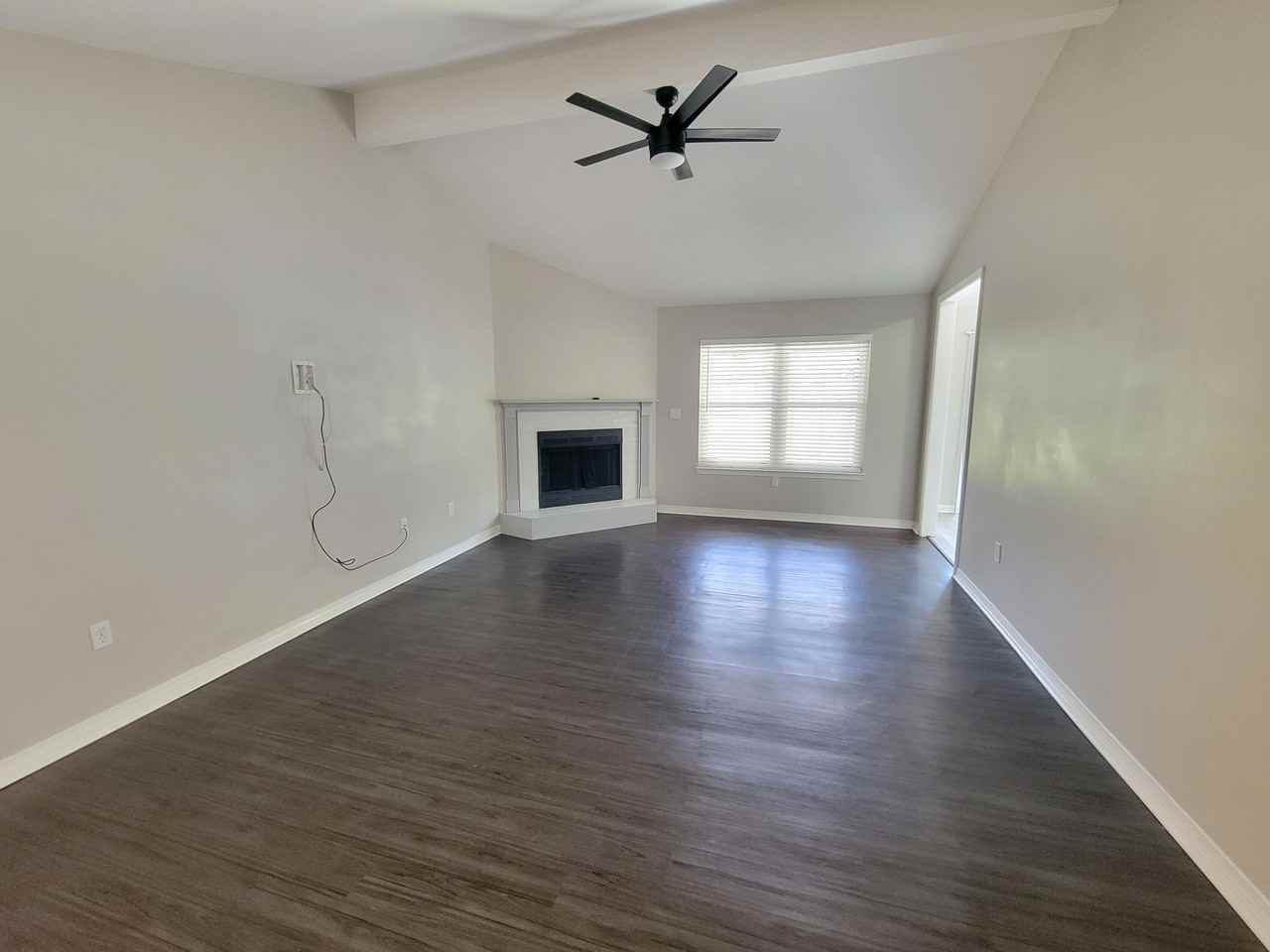 116 Long Pointe Dr - Photo 3 of 27