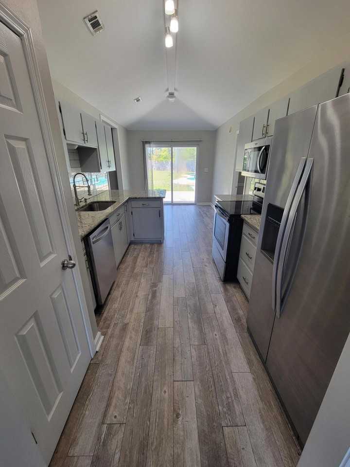 116 Long Pointe Dr - Photo 5 of 27