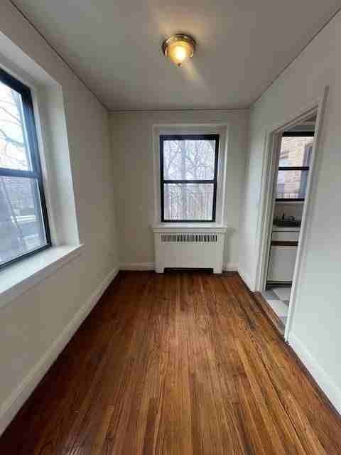 625 Gramatan Ave #1G - Photo 5 of 8