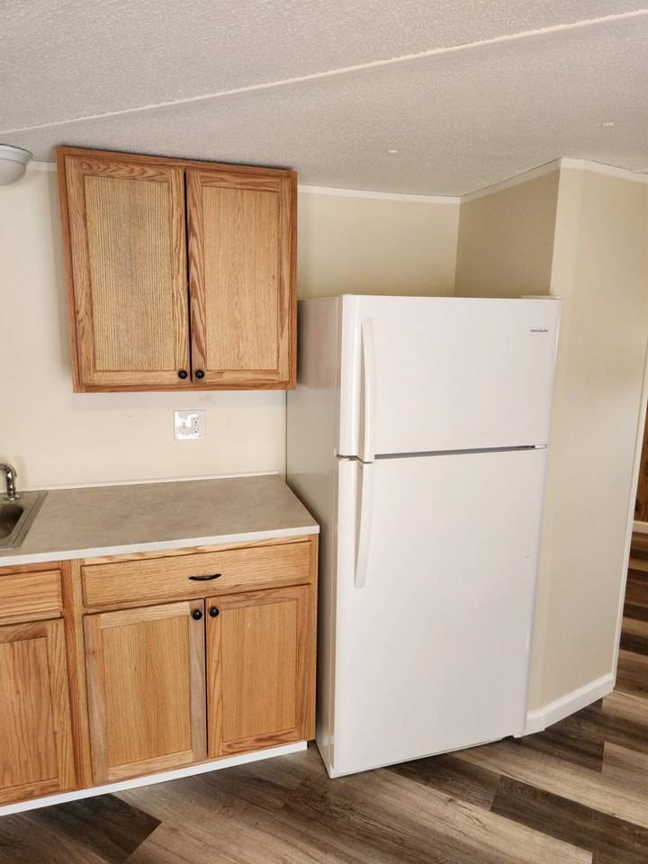 1018 Aaron Ln - Photo 7 of 21