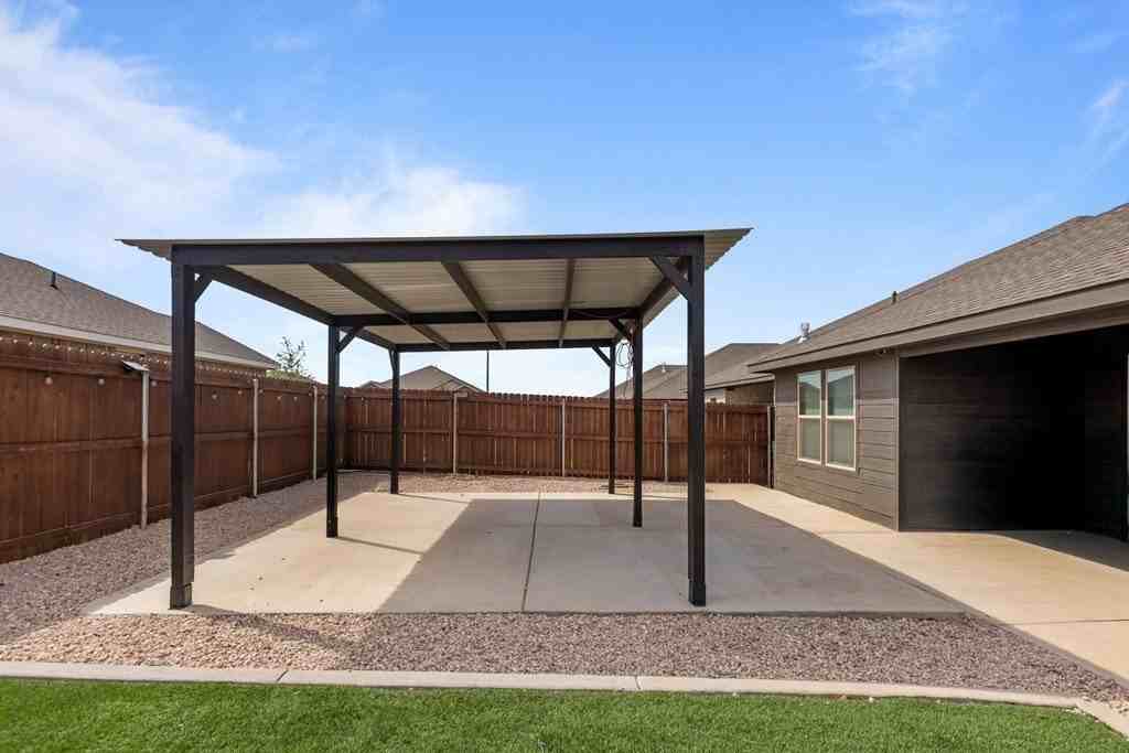 7108 Red Canyon Rd - Photo 4 of 12