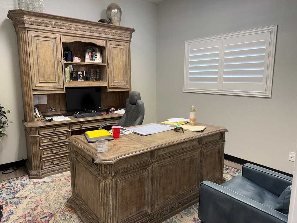 2107 W 83rd St - Photo 5 of 17