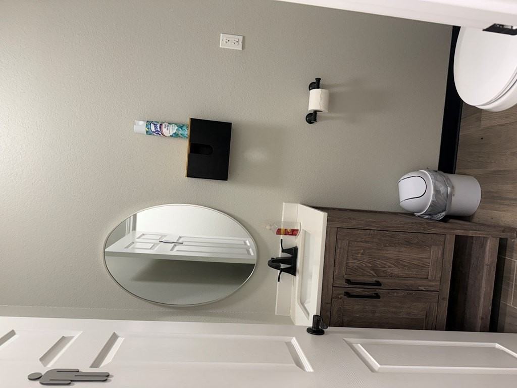 2107 W 83rd St - Photo 7 of 17