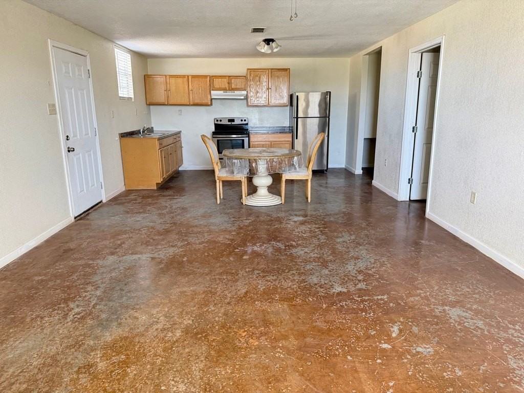 10240 W Palomino Dr - Photo 4 of 10