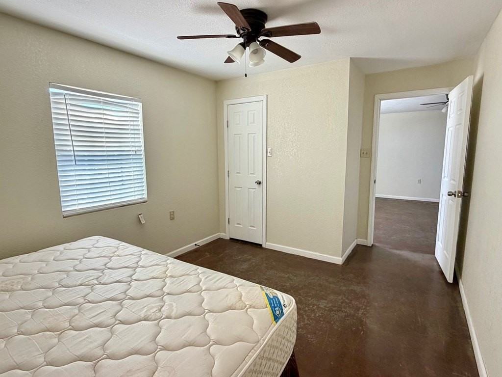 10240 W Palomino Dr - Photo 7 of 10